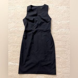 Ann Taylor factory pencil mini dress in navy blue Size: 0P